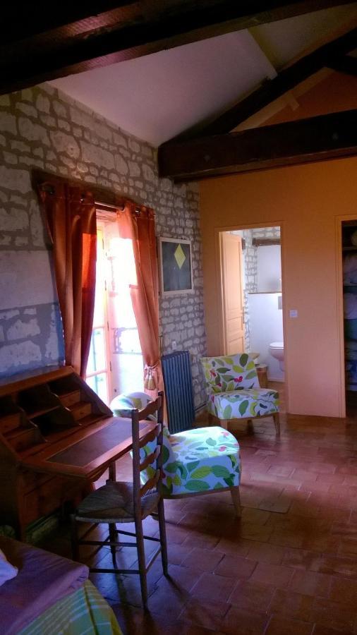 Gite Du Manoir Des Roches Saires ภายนอก รูปภาพ
